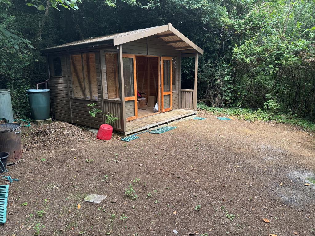 Lot: 75 - VILLAGE CENTRE LAND WITH POTENTIAL AND EXISTING SUMMER HOUSE - The Summerhouse